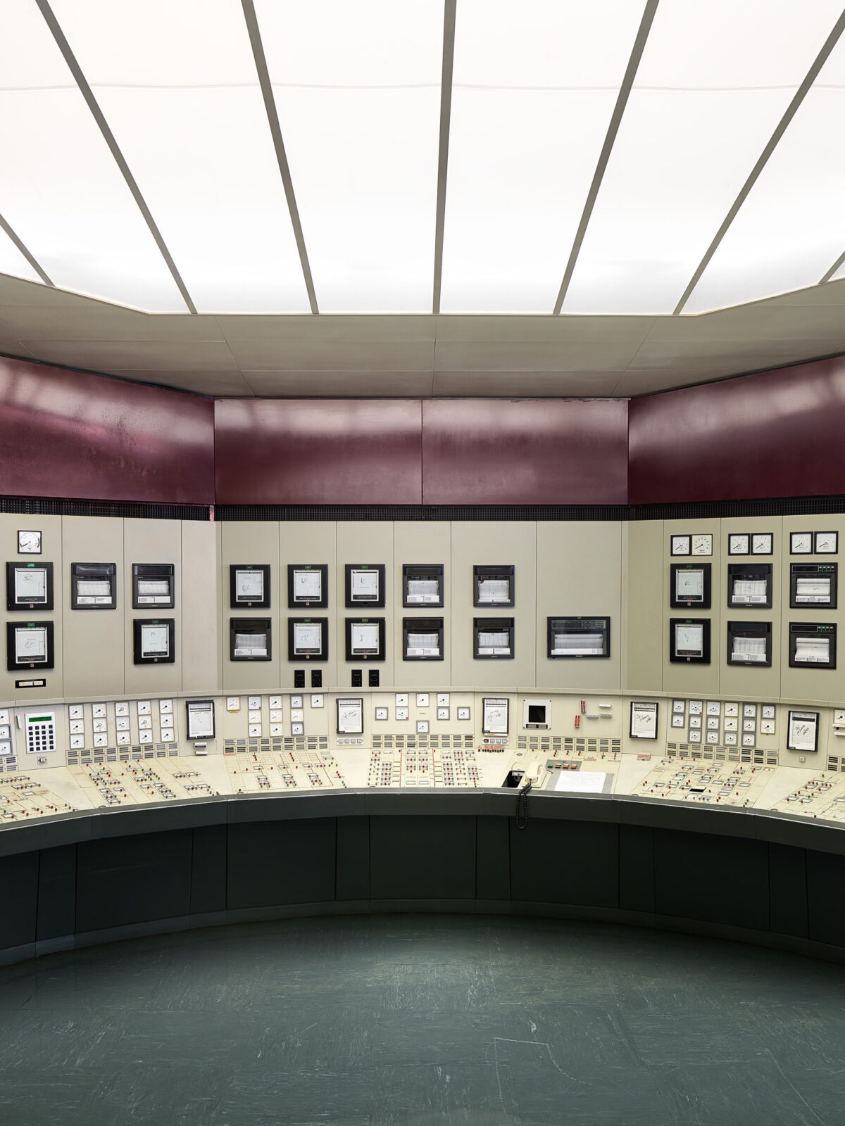 Abandoned control room of the Chavalon thermal power station, photographed by Scanderbeg Sauer