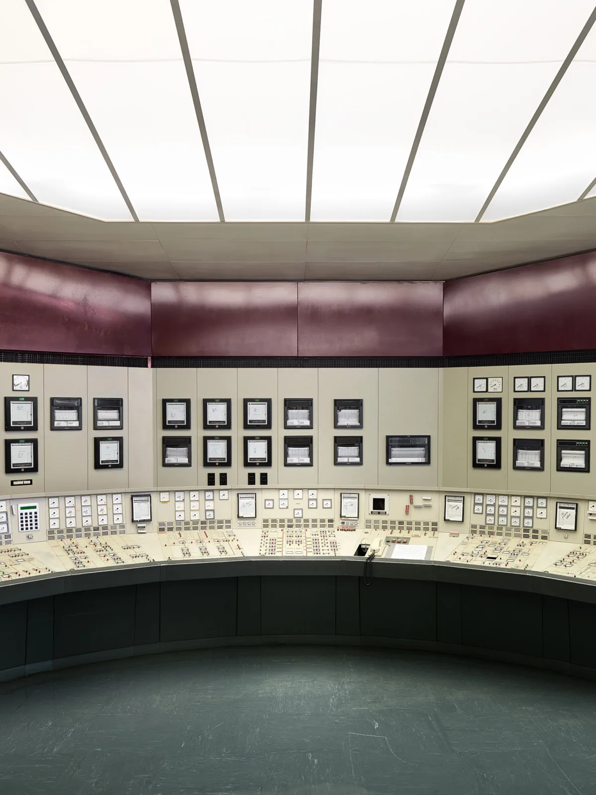 Abandoned control room of the Chavalon thermal power station, photographed by Scanderbeg Sauer