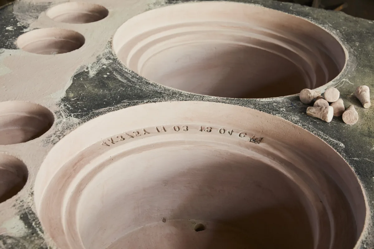 Sand casting moulds in the foundry, Shenyang Yuanda Foundry, Shenyang, China, industrial photography by Scanderbeg Sauer
