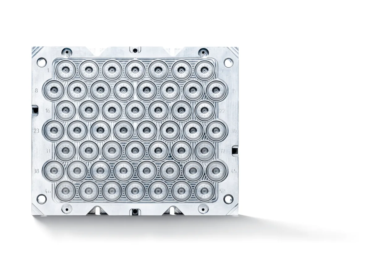 Moulding tool plate at Datwyler Sealing Solutions, Swissmem, Association of MEM Industries, Switzerland, industrial photography by Scanderbeg Sauer