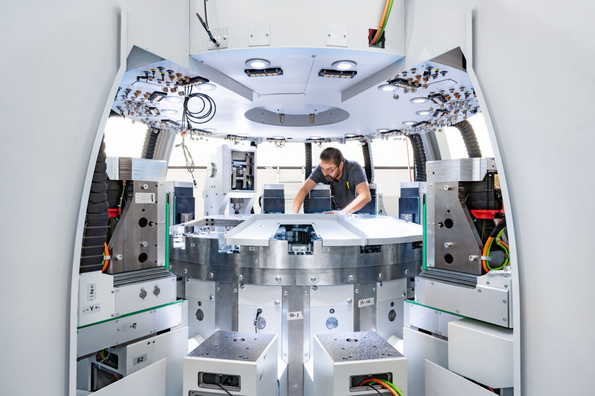 Rotary transfer machine at Precitrame Machines, Swissmem, Association of MEM Industries, Switzerland, industrial photography by Scanderbeg Sauer