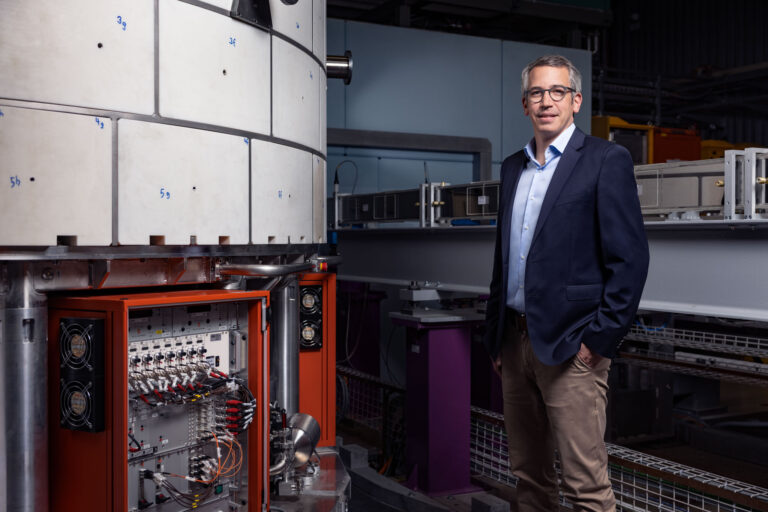 Portrait of PSI Director Prof. Dr. Christian Rüegg, Paul Scherrer Institute, Villigen, Switzerland, research photography by Scanderbeg Sauer