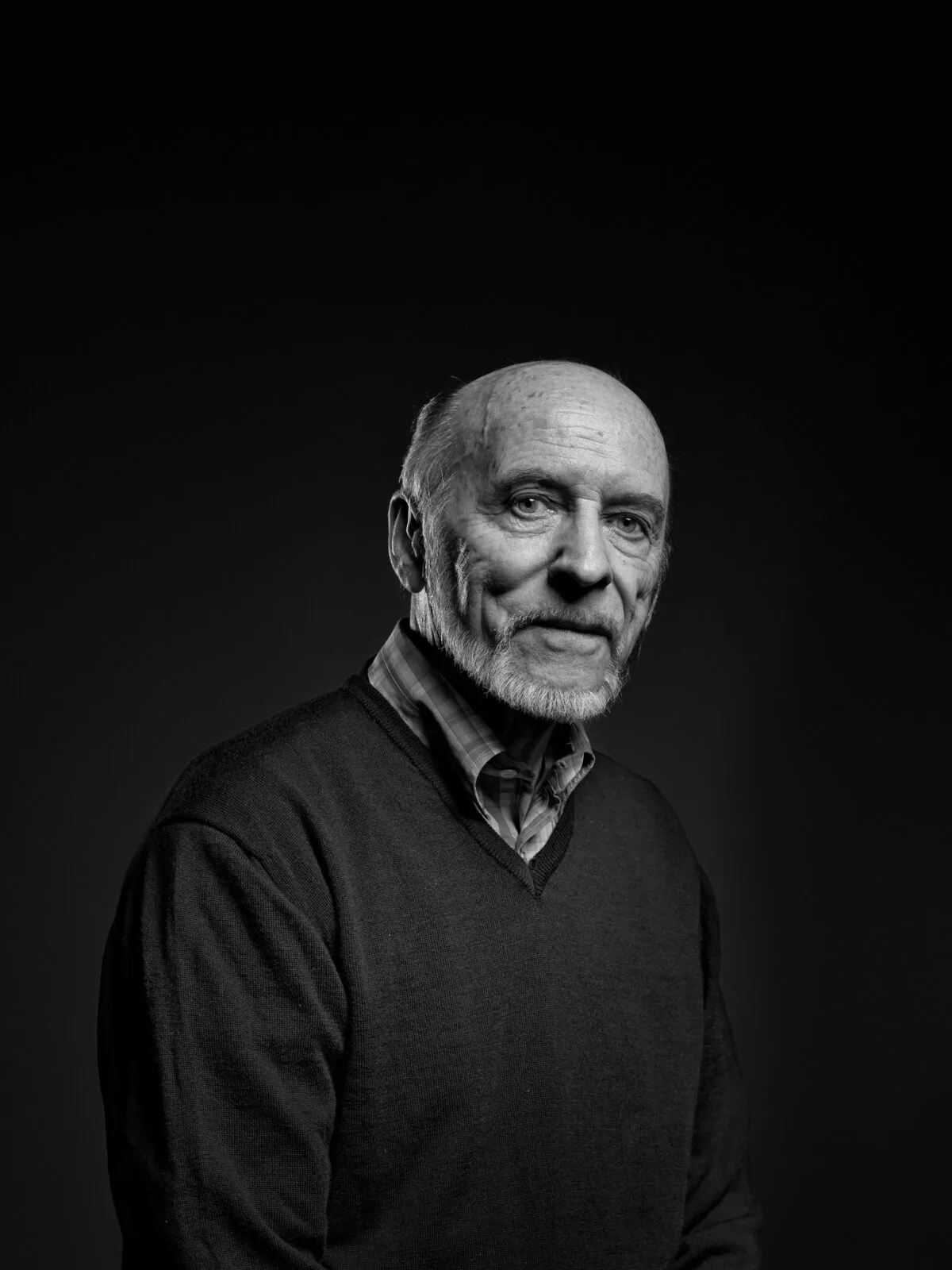 Portraits of former Chavalon power station employees, photographed by Scanderbeg Sauer
