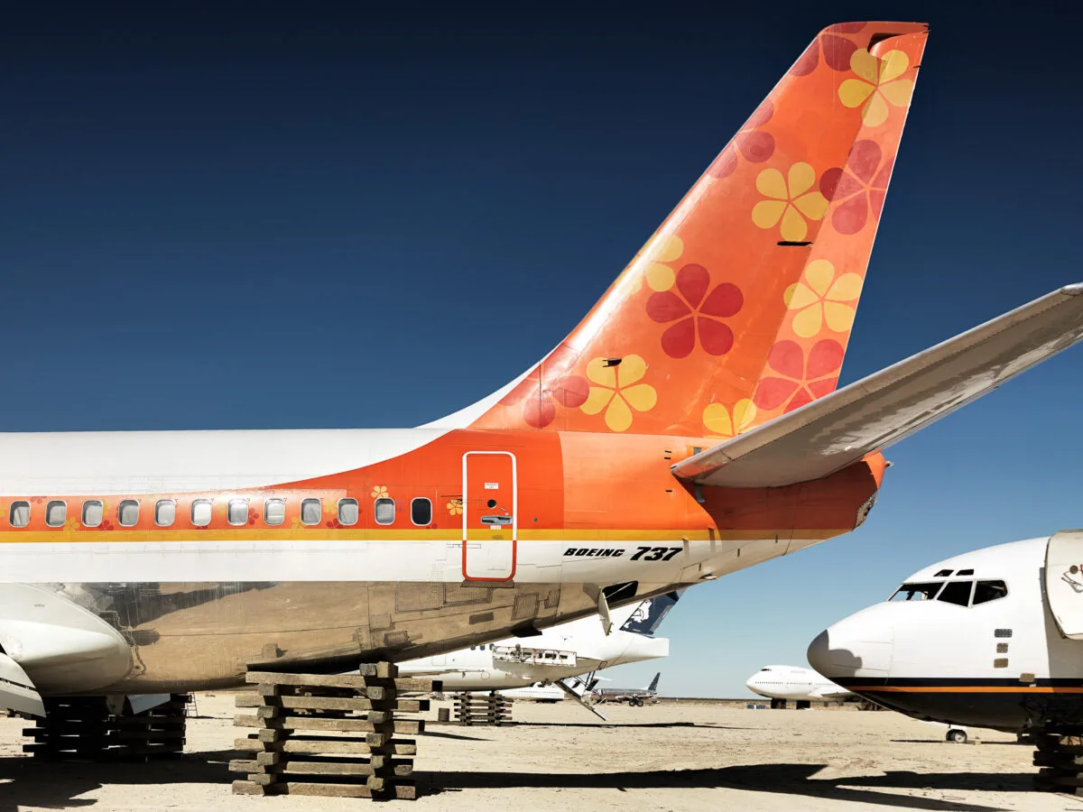 Decommissioned aircraft, Mojave Desert, fine art photography Scanderbeg Sauer – DECOMMISSIONED FRA-MUC
