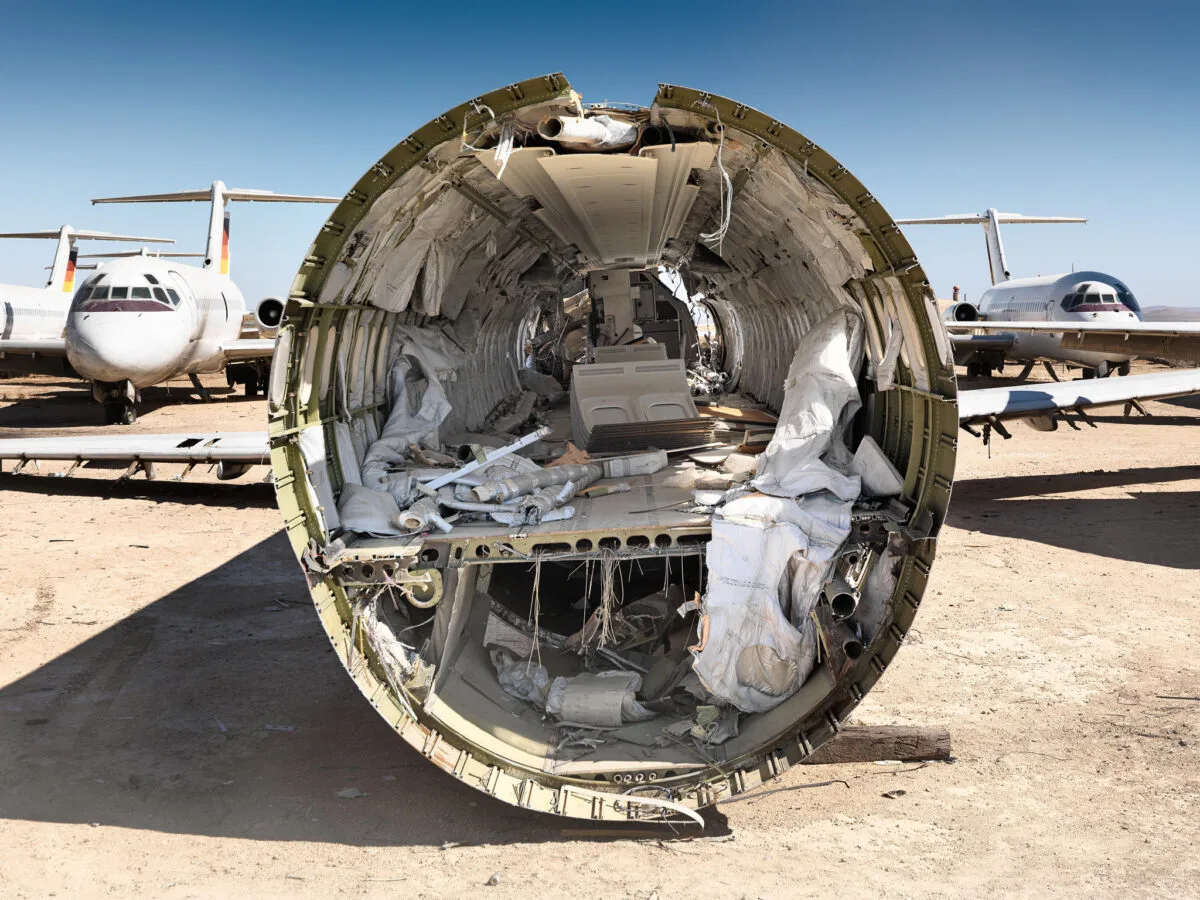 Decommissioned aircraft, Mojave Desert, fine art photography Scanderbeg Sauer – DECOMMISSIONED YYZ-LGA